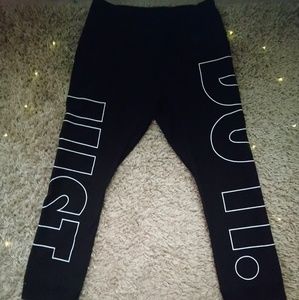 Nike leggings